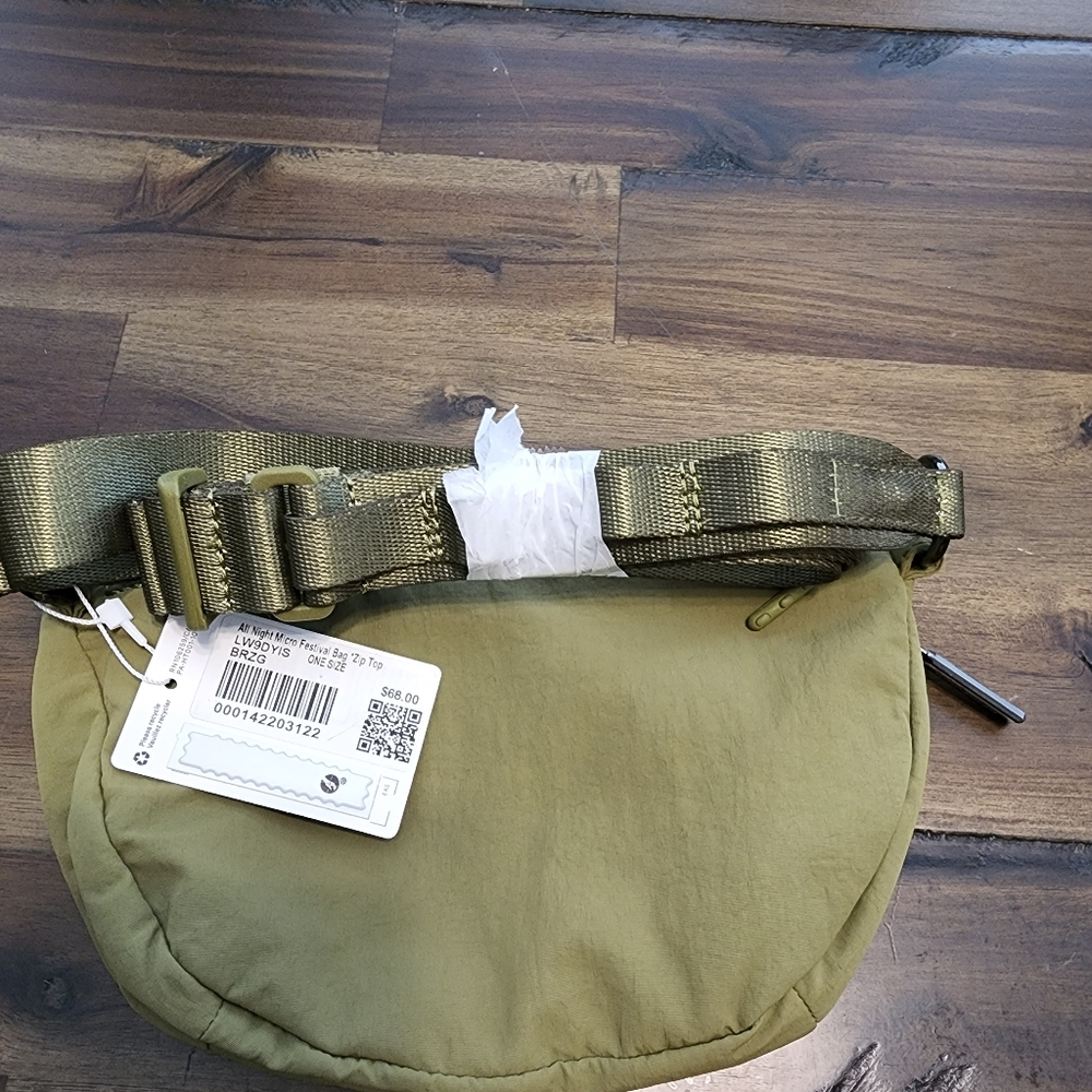 Lululemon all night festival bag